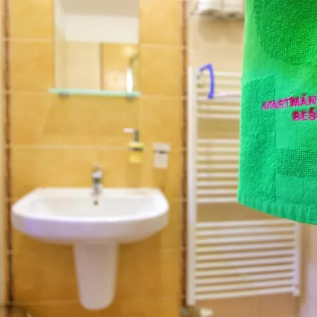 公寓 Apartman Harmony Bešeňová